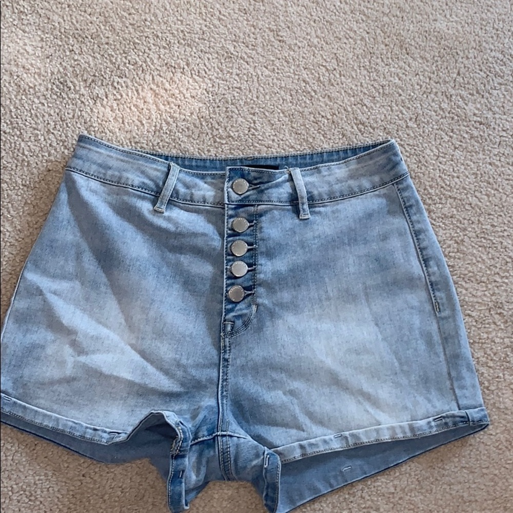 pacsun: kendall & kylie jean shorts